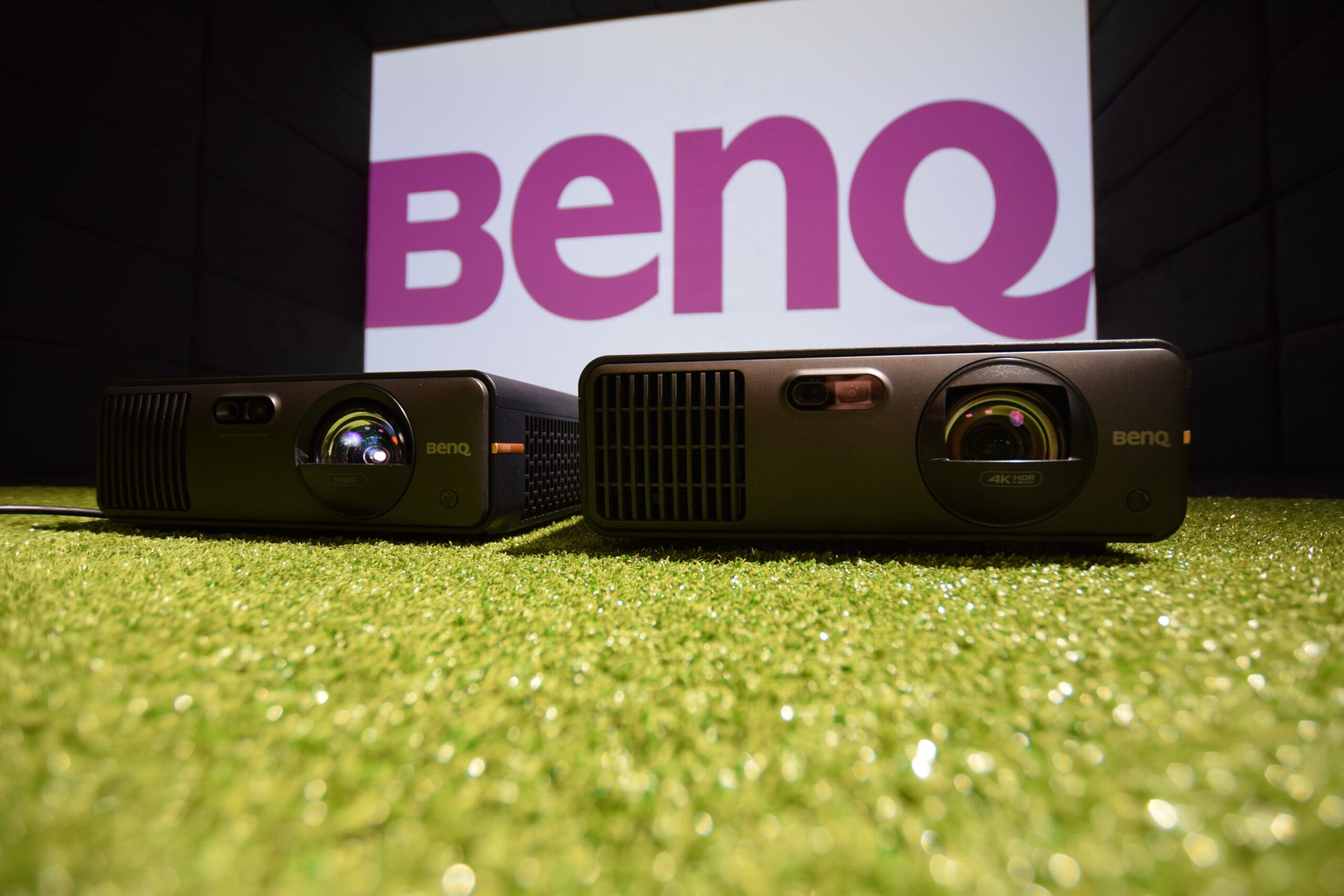 AK700ST & AH700ST - 4k and 1080p short throw indoor golf simulator projector, home or commercial